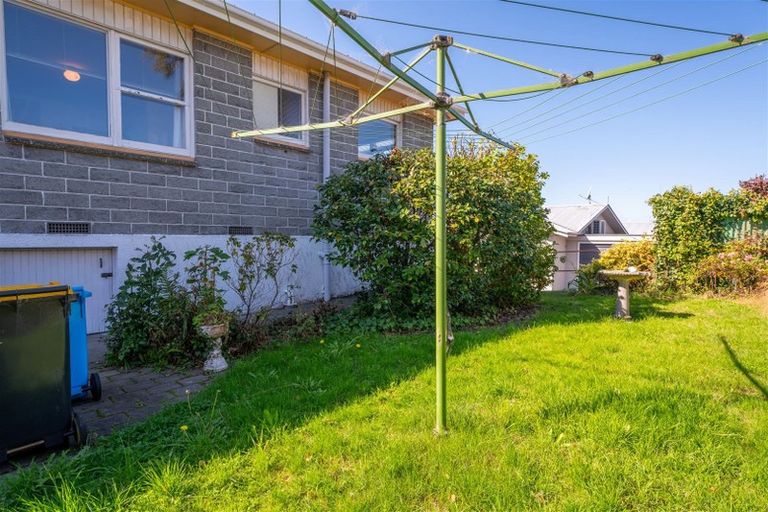 Photo of property in 1-4/18 Douglas Street, Highfield, Timaru, 7910