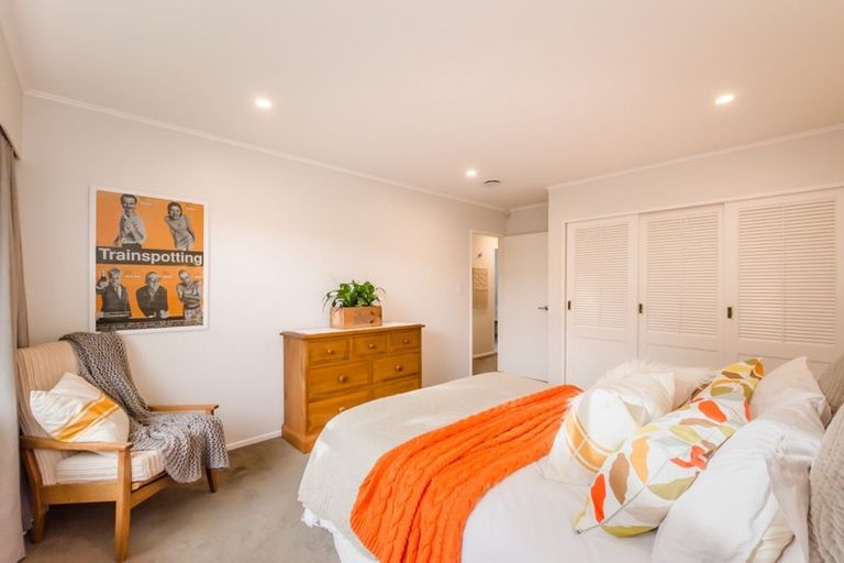 Photo of property in 7b Awanui Drive, Waikanae, 5036