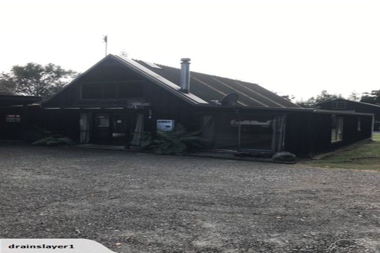 Photo of property in 49 Bullens Road, Ardmore, Papakura, 2582