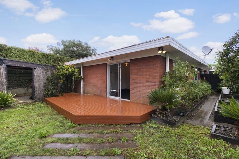 Photo of property in 2/59 Muir Avenue, Mangere Bridge, Auckland, 2022