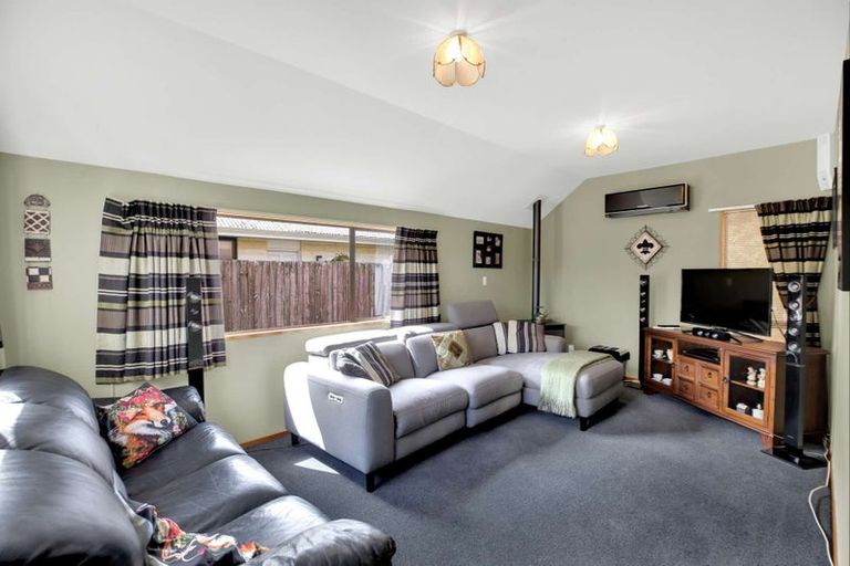 Photo of property in 14 Purakanui Place, Northwood, Christchurch, 8051