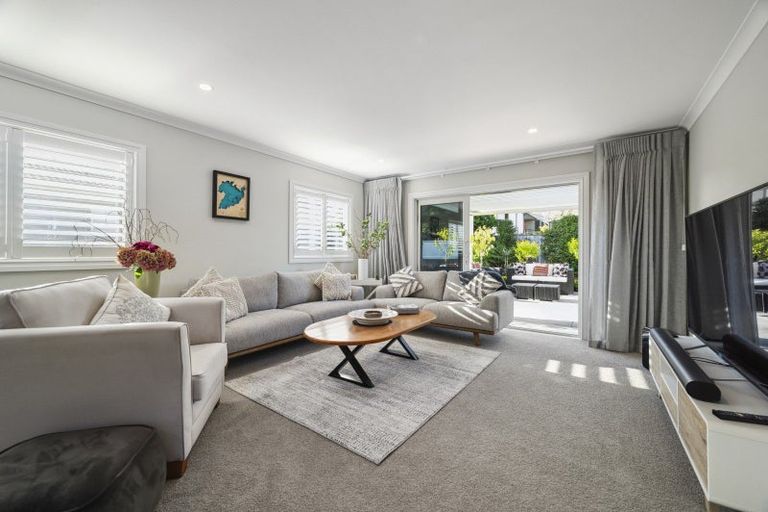 Photo of property in 10 Crowther Terrace, Waipahihi, Taupo, 3330
