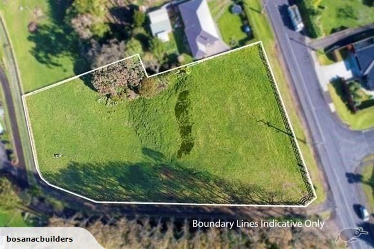 Photo of property in 25 Colombo Road, Waiuku, 2123