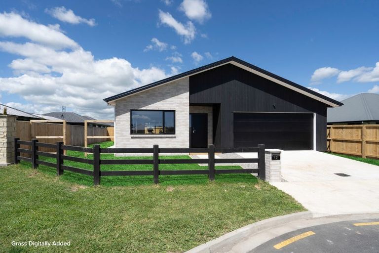 Photo of property in 12 Mary Ann Drive, Cambridge, 3434