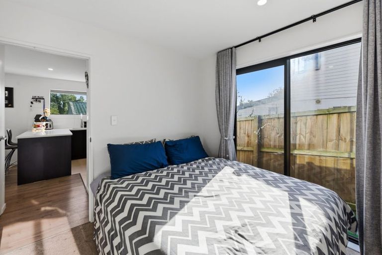 Photo of property in 70d Stanley Road, Glenfield, Auckland, 0629