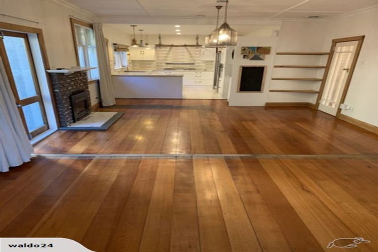 Photo of property in 88 Kinghorne Street, Strathmore Park, Wellington, 6022