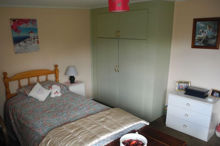 Photo of property in 17 Rugby Street, Waimate, 7924