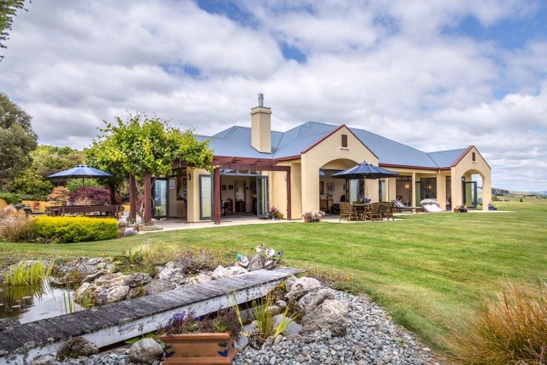 Photo of property in 138 Te Wharau Road, Gladstone, Masterton, 5883