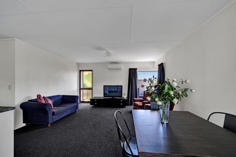 Photo of property in 52 Pembroke Street, Westown, New Plymouth, 4310