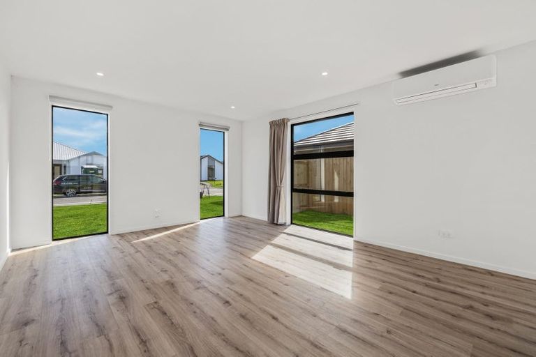 Photo of property in 10 Arapawa Street, Belfast, Christchurch, 8051