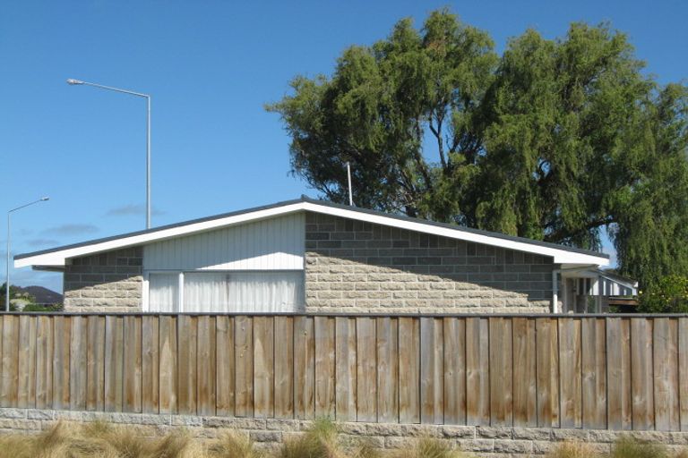 Photo of property in 604b Pages Road, Bexley, Christchurch, 8061