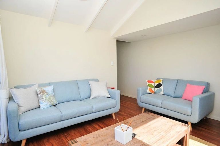 Photo of property in 9 Ranui Crescent, Diamond Harbour, 8971