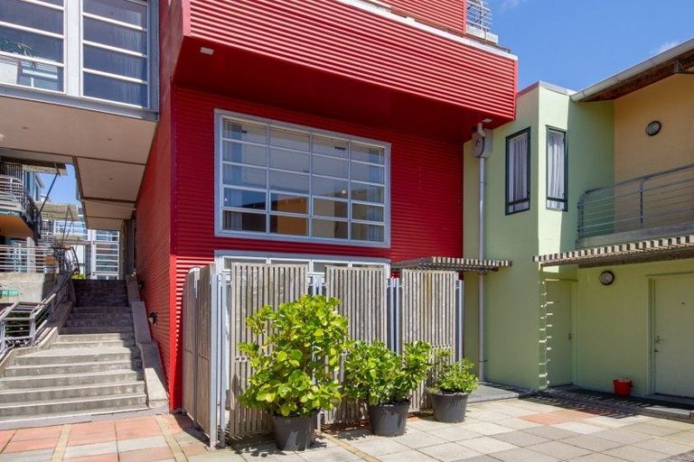 Photo of property in Marion Square Apartments, 24/26 Marion Street, Te Aro, Wellington, 6011