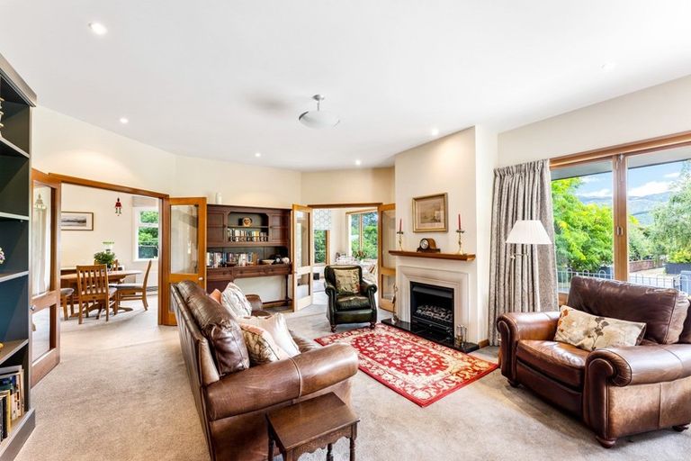 Photo of property in 72 Heretaunga Square, Silverstream, Upper Hutt, 5019