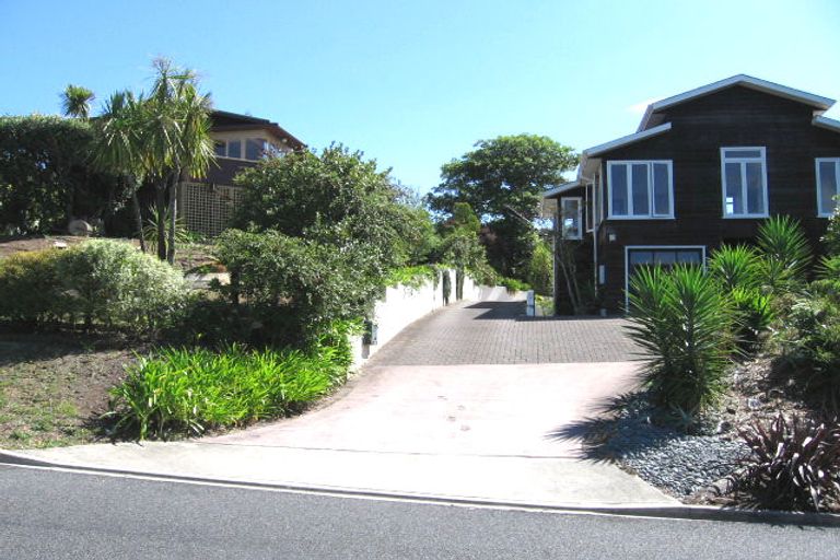 Photo of property in 24a Orchard Road, Waiake, Auckland, 0630