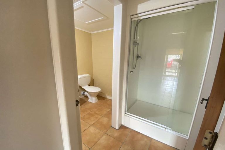 Photo of property in 89c Poplar Grove, Whalers Gate, New Plymouth, 4310