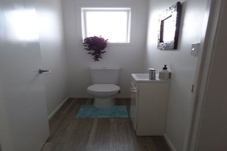 Photo of property in 114 Victoria Street West, Onehunga, Auckland, 1061