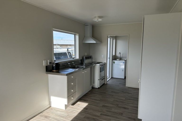 Photo of property in 350 Flaxmere Avenue, Flaxmere, Hastings, 4120