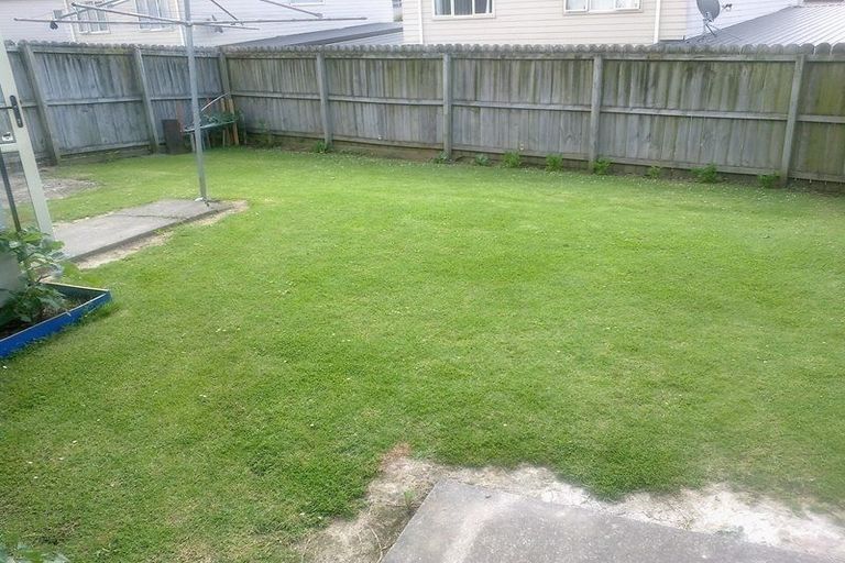 Photo of property in 39 Seymour Road, Sunnyvale, Auckland, 0612