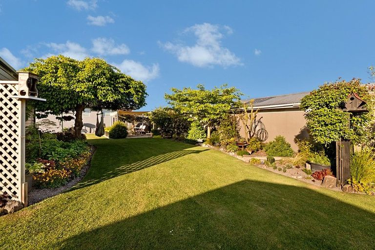 Photo of property in 16 Donegal Street, Belfast, Christchurch, 8051