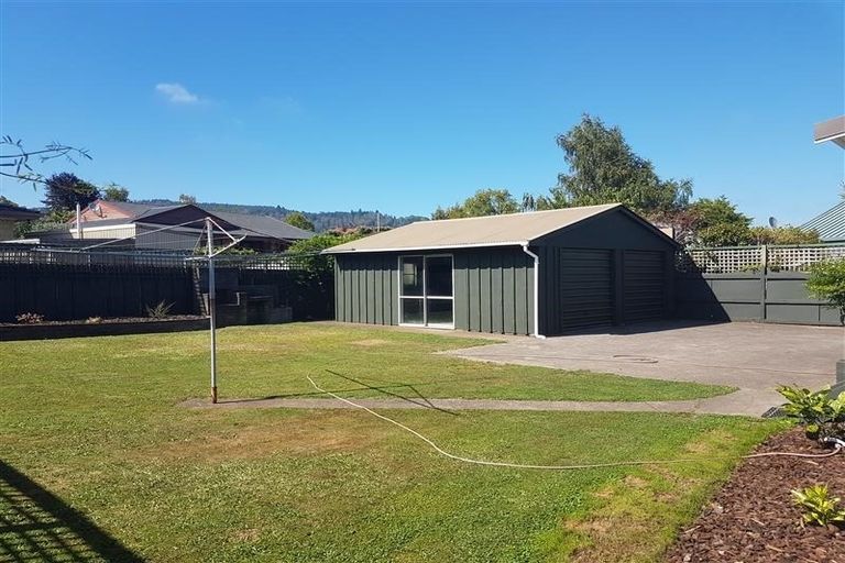 Photo of property in 15 Owhatiura Drive, Lynmore, Rotorua, 3010