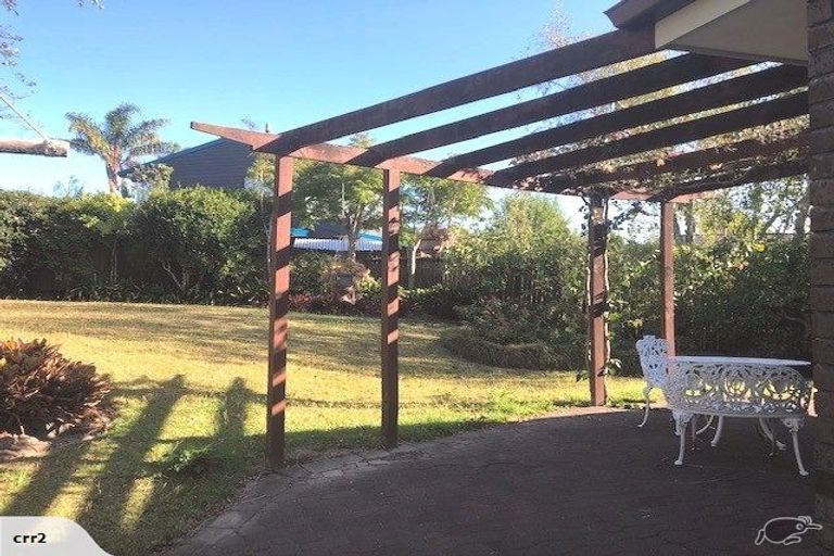 Photo of property in 10 Wilmington Place, Forrest Hill, Auckland, 0620