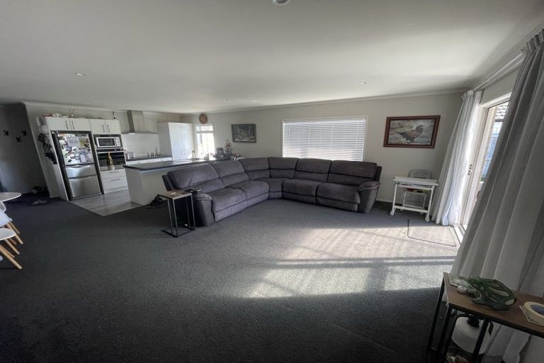 Photo of property in 20 Cupples Street, Papamoa Beach, Papamoa, 3118