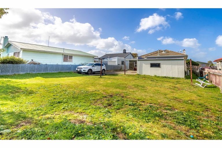 Photo of property in 235 Princes Street, Strathern, Invercargill, 9812