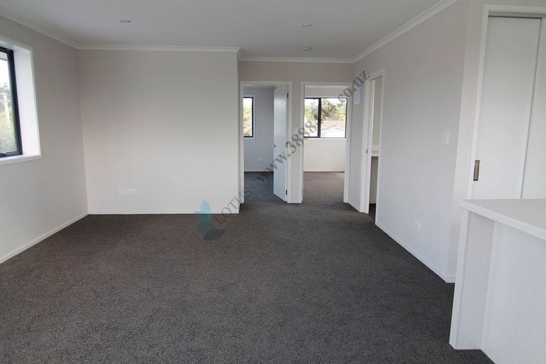 Photo of property in 104 Bowhill Road, New Brighton, Christchurch, 8083