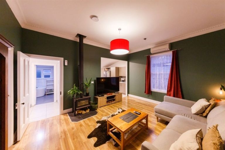 Photo of property in 6 Charles Cross Street, Longburn, Palmerston North, 4412