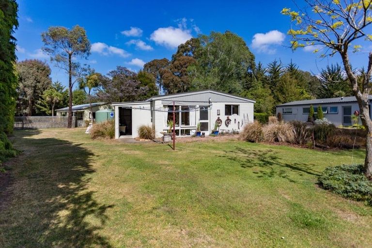 Photo of property in 90 Old West Coast Road, Yaldhurst, Christchurch, 7676