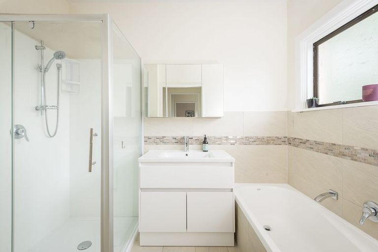 Photo of property in 126 Garlands Road, Hillsborough, Christchurch, 8022