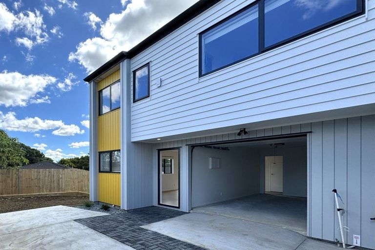 Photo of property in 30e Mack Place, Red Hill, Papakura, 2110