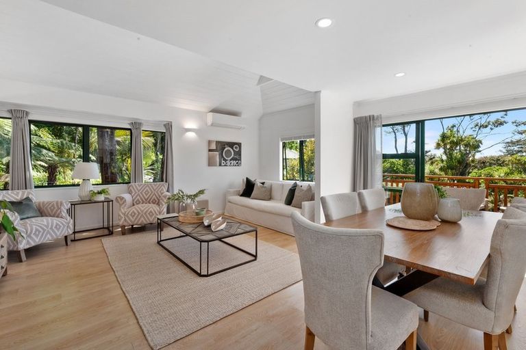 Photo of property in 47 Emlyn Place, Torbay, Auckland, 0630