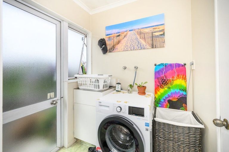 Photo of property in 48 Botanical Road, Takaro, Palmerston North, 4412