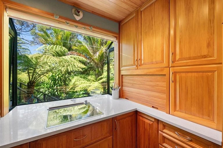 Photo of property in 71a Rangatira Road, Beach Haven, Auckland, 0626