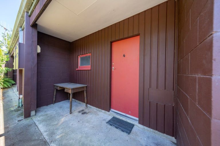 Photo of property in 4 Burnby Place, Te Anau, 9679