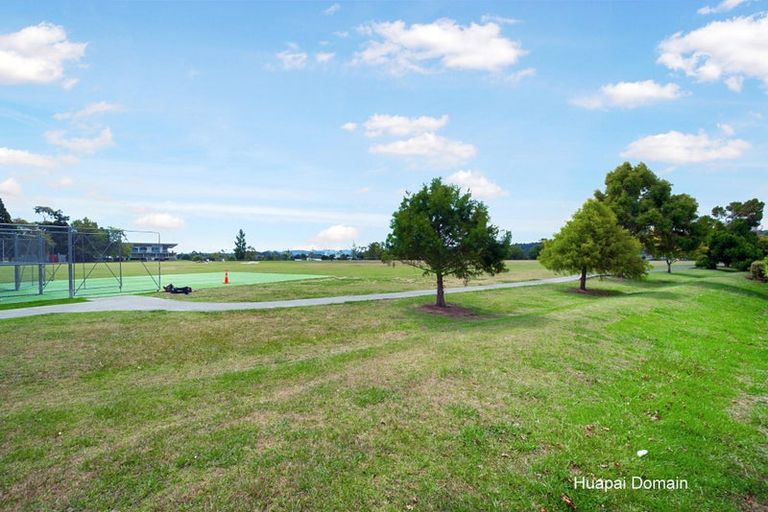 Photo of property in 2 Tapu Road, Huapai, Kumeu, 0810