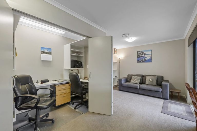 Photo of property in 18a Virginia Place, Whalers Gate, New Plymouth, 4310