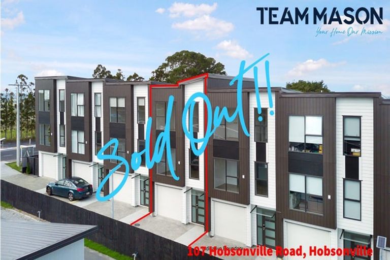 Photo of property in 4/105 Hobsonville Road, West Harbour, Auckland, 0618