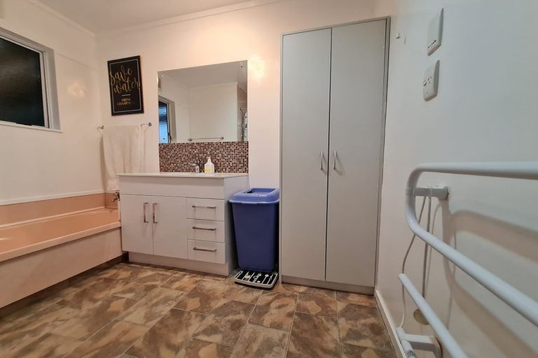 Photo of property in 35 Keepa Avenue, Paeroa, 3600