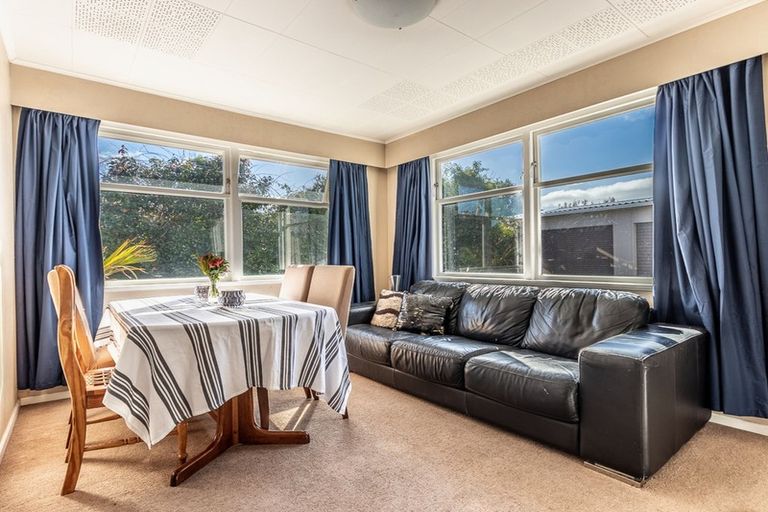 Photo of property in 53 Toru Road, Paraparaumu Beach, Paraparaumu, 5032