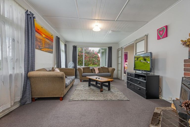 Photo of property in 1078 Kakariki Road, Eketahuna, 4995