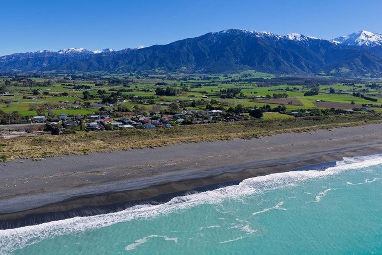 Photo of property in 238 Beach Road, Kaikoura, 7300