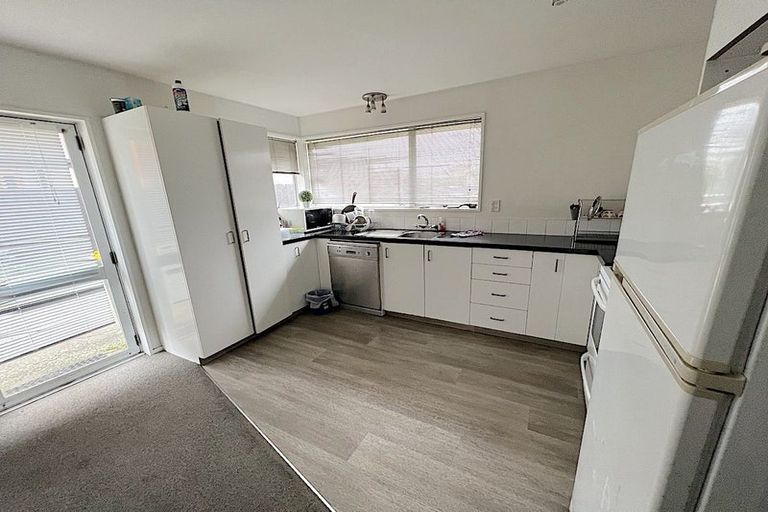 Photo of property in 4/16 Peverel Street, Riccarton, Christchurch, 8011