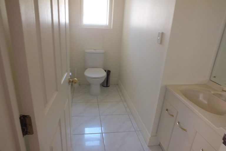 Photo of property in 9 Harry Ell Drive, Cashmere, Christchurch, 8022