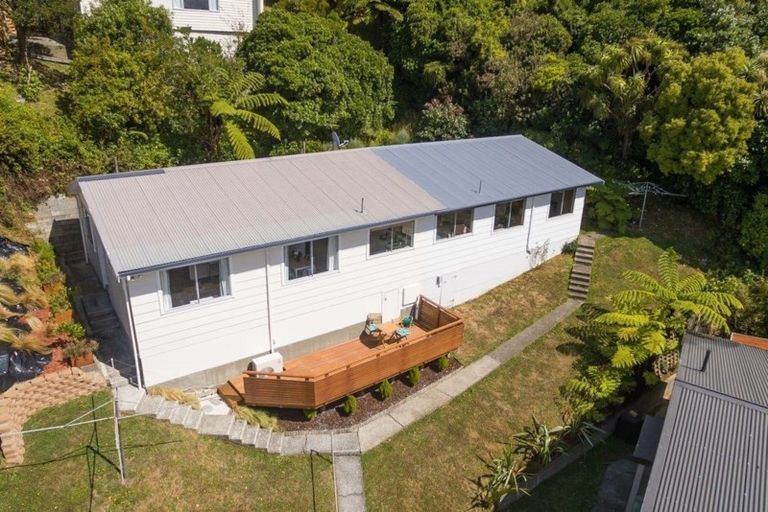 Photo of property in 7a Randolph Road, Crofton Downs, Wellington, 6035