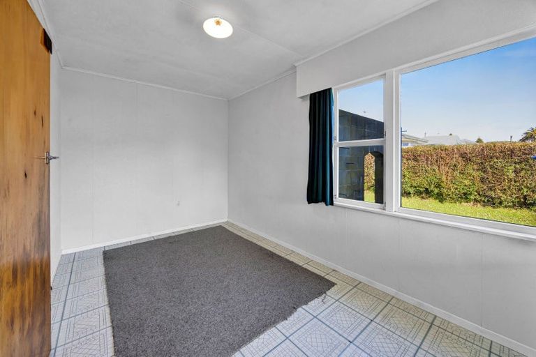 Photo of property in 49 Broadway, Stratford, 4332