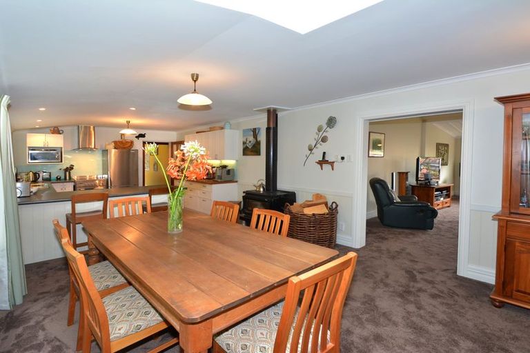 Photo of property in 134 Main South Road, Green Island, Dunedin, 9018