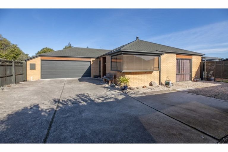 Photo of property in 9a Bunting Place, Woodend, 7610